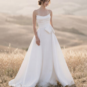 AP121 | Lavinia